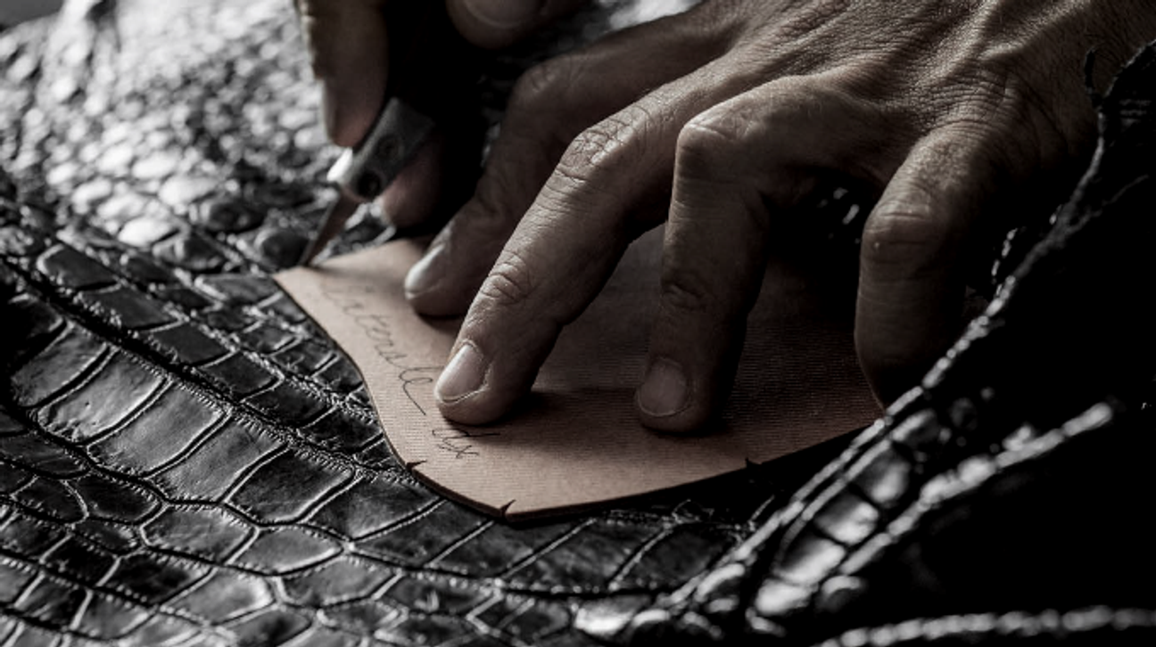 Italian leather goods for yachts